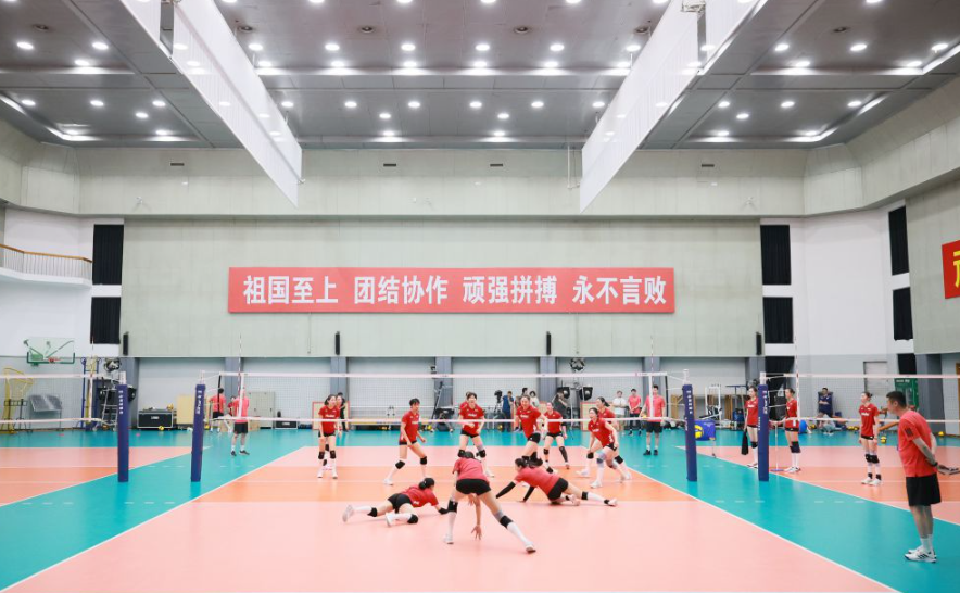 米兰体育经典赛事回顾与精彩瞬间